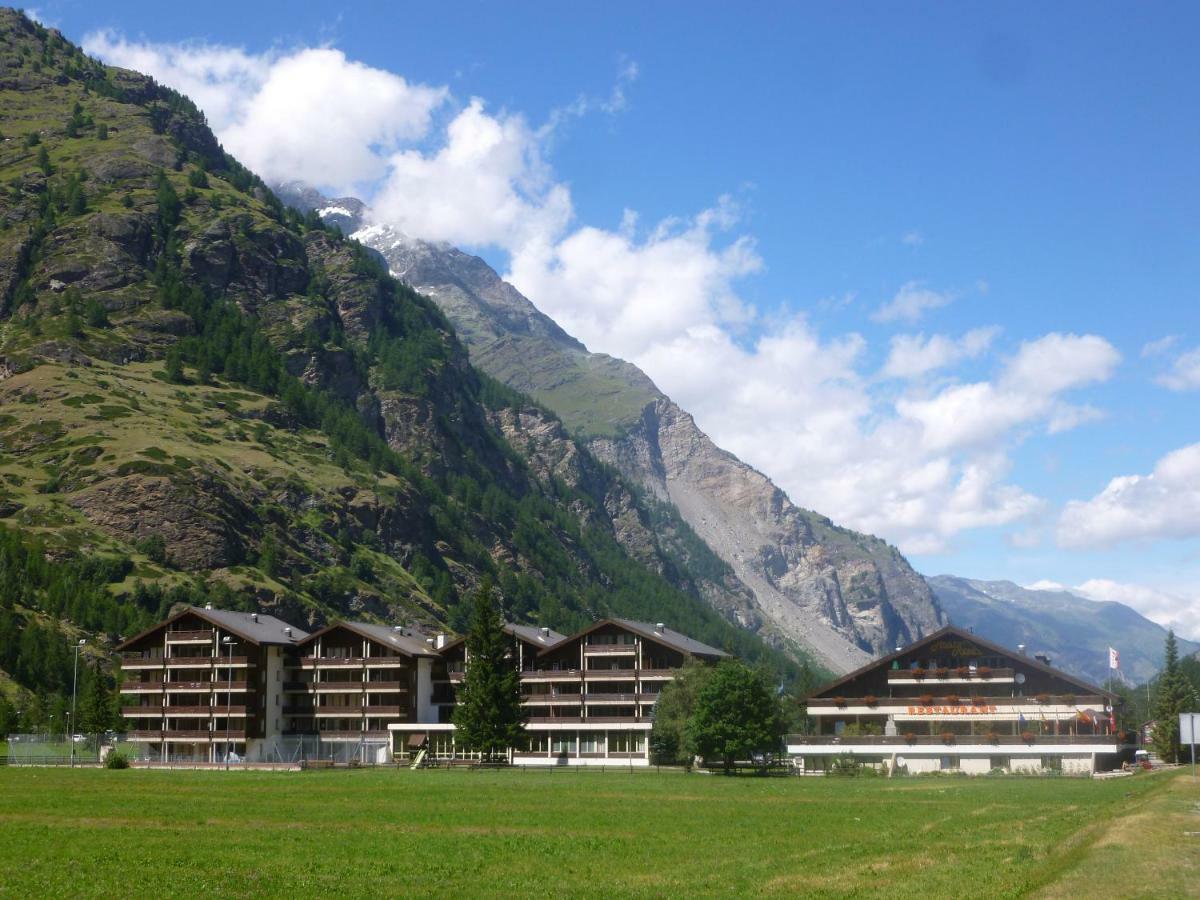 Monte Rosa D 412 Aparthotel Täsch Exteriör bild