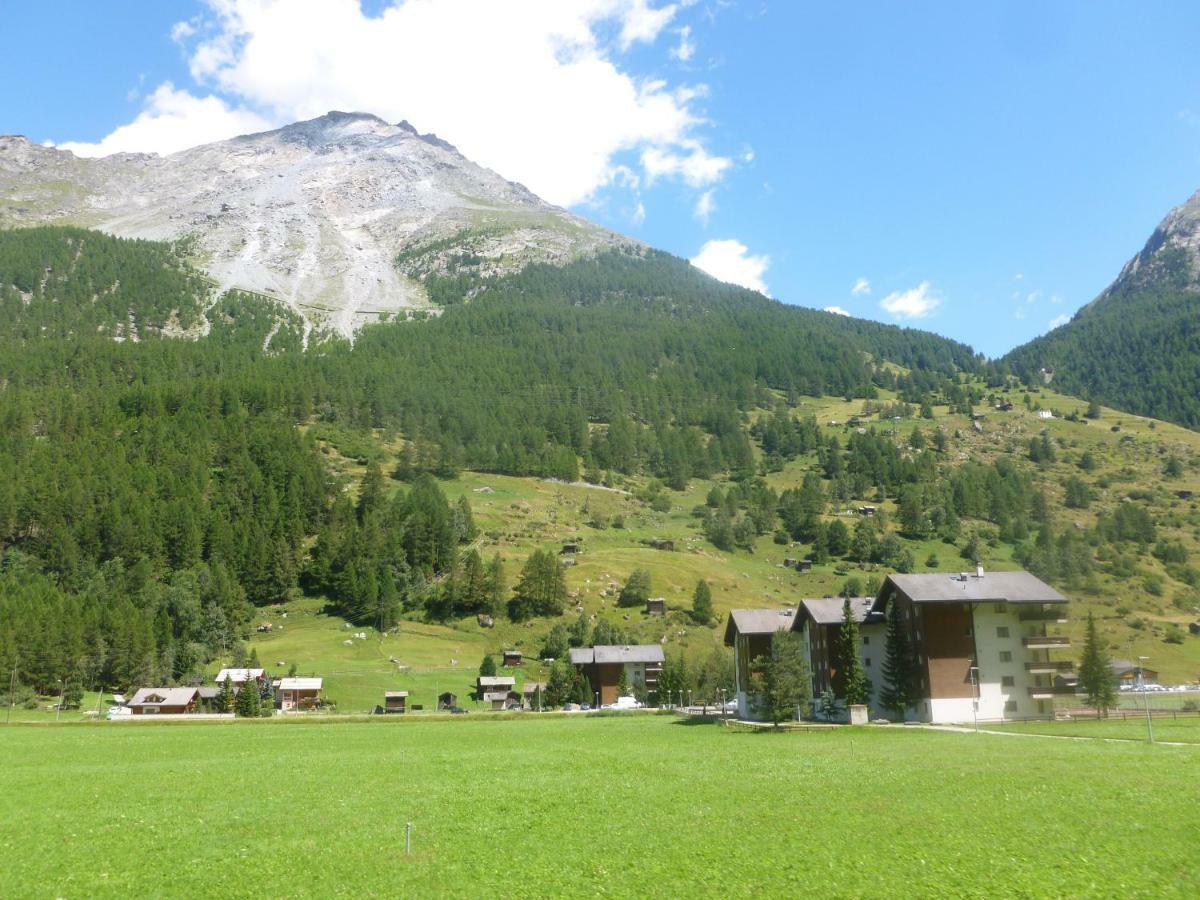 Monte Rosa D 412 Aparthotel Täsch Exteriör bild