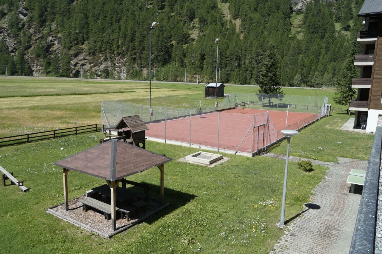 Monte Rosa D 412 Aparthotel Täsch Exteriör bild